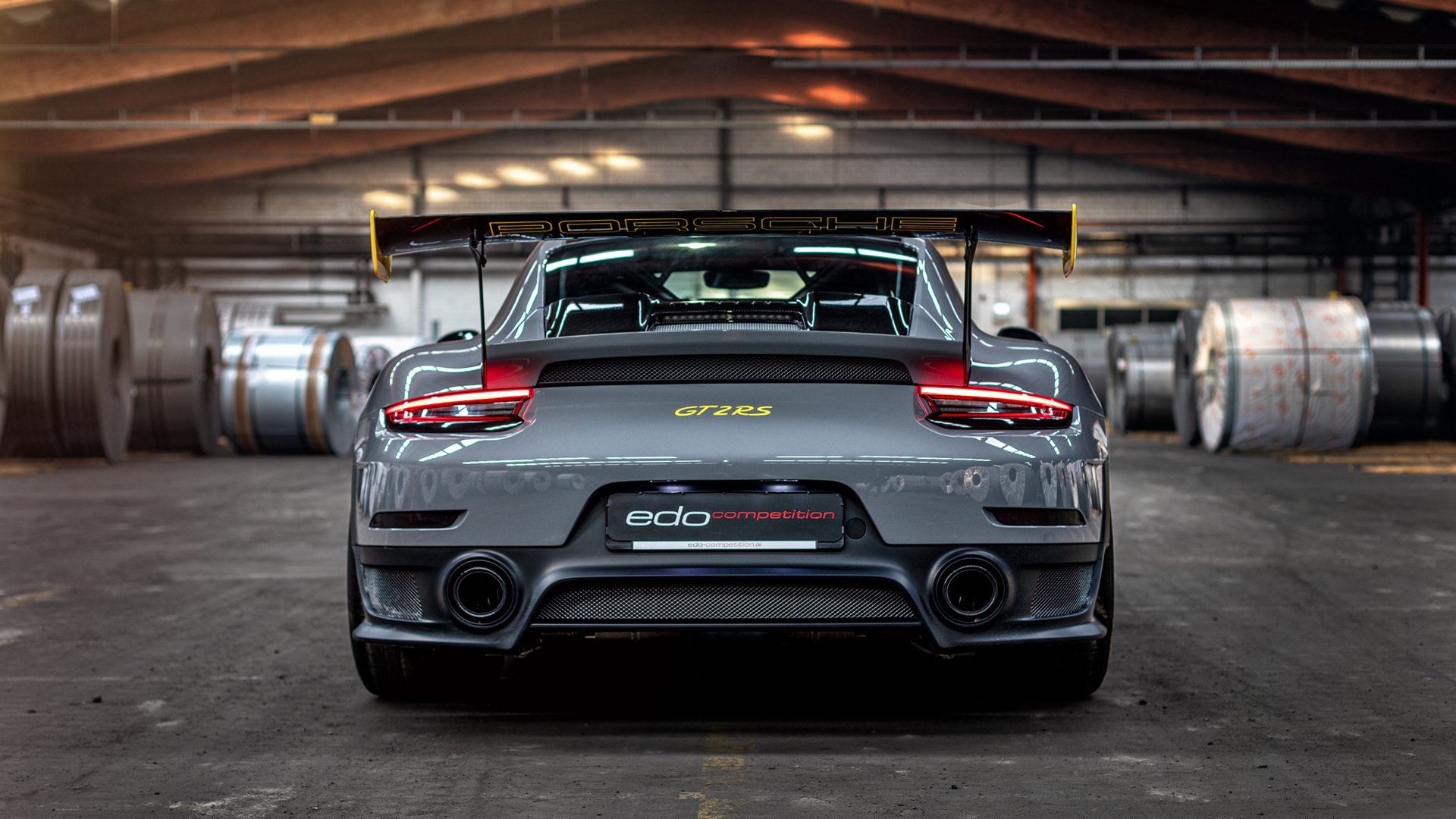 神鸟涅槃，暴君焚场，一场羽毛球场上的神话复刻